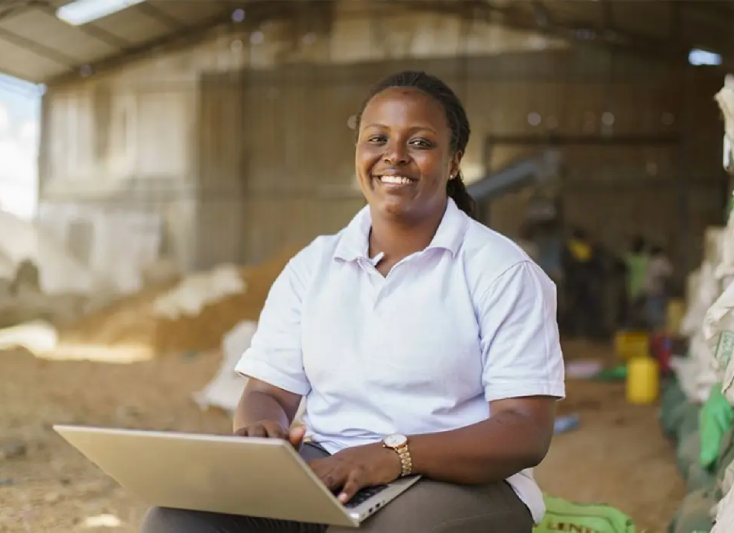 Routes, électricité, internet : ces infrastructures qui transforment la vie des femmes